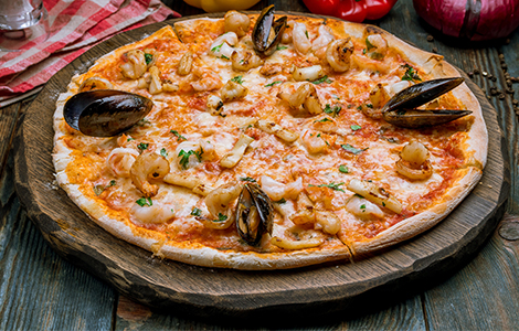 Seafood Pizza